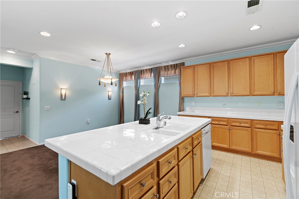 1562 Quiet Property Photo 15