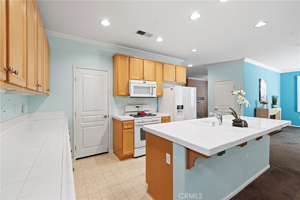1562 Quiet Property Photo 16