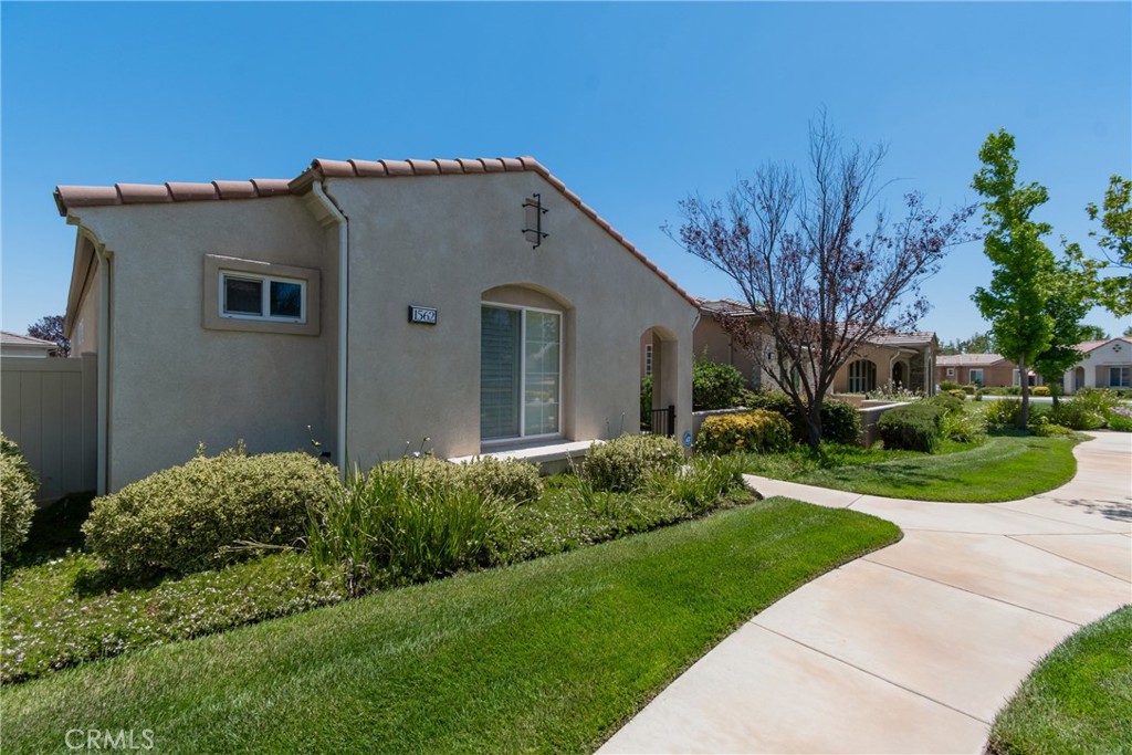 1562 Quiet Property Photo 34