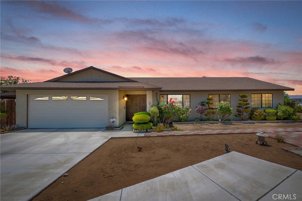 22117 Cholena Property Photo 1