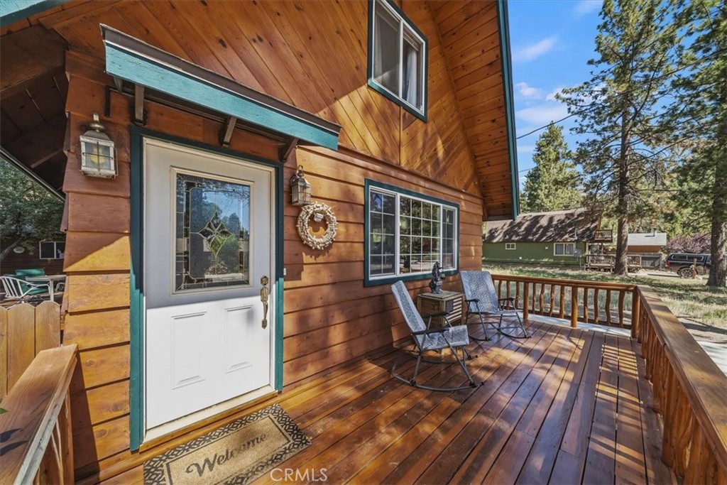 1033 Sierra Property Photo 3