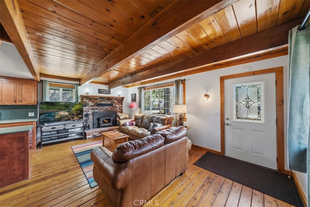 1033 Sierra Property Photo 6