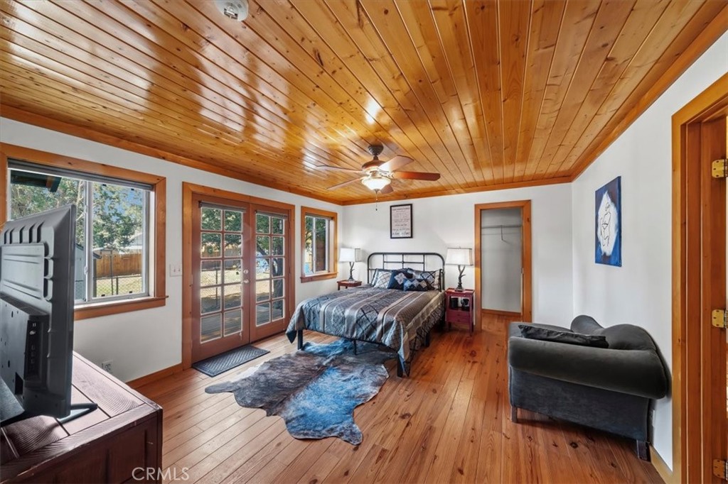 1033 Sierra Property Photo 14