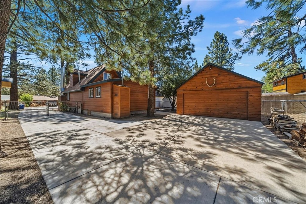 1033 Sierra Property Photo 33