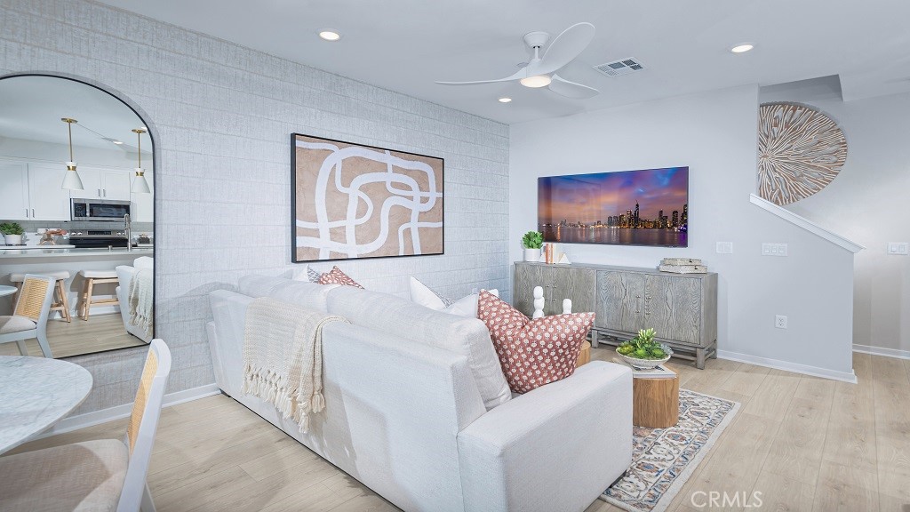 33263 Opal Glass Drive Property Photo 9