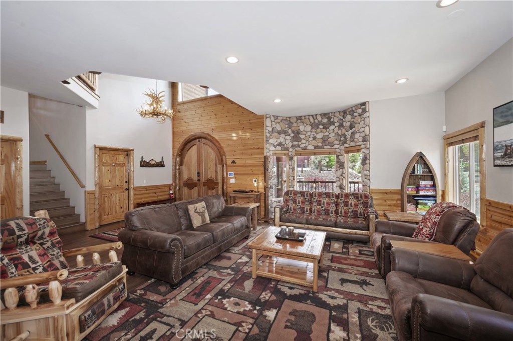 440 Windsong Property Photo 10