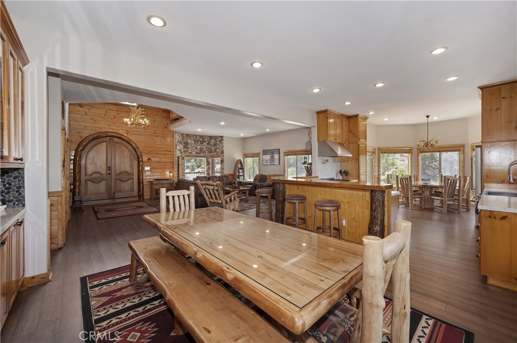 440 Windsong Property Photo 13