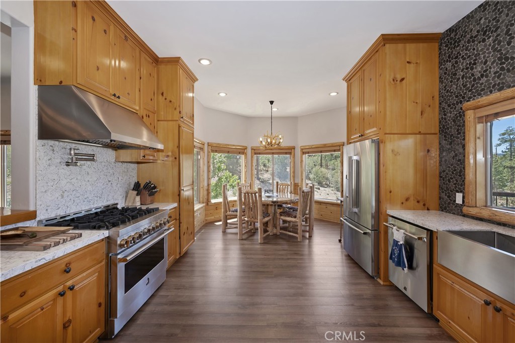 440 Windsong Property Photo 14
