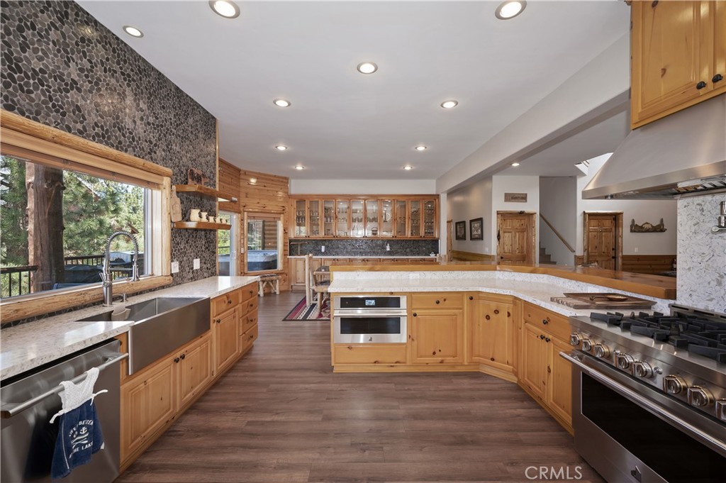440 Windsong Property Photo 16