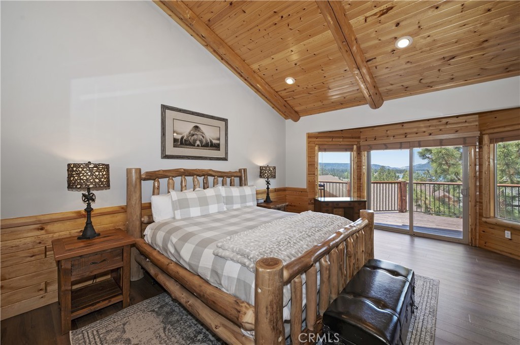 440 Windsong Property Photo 32