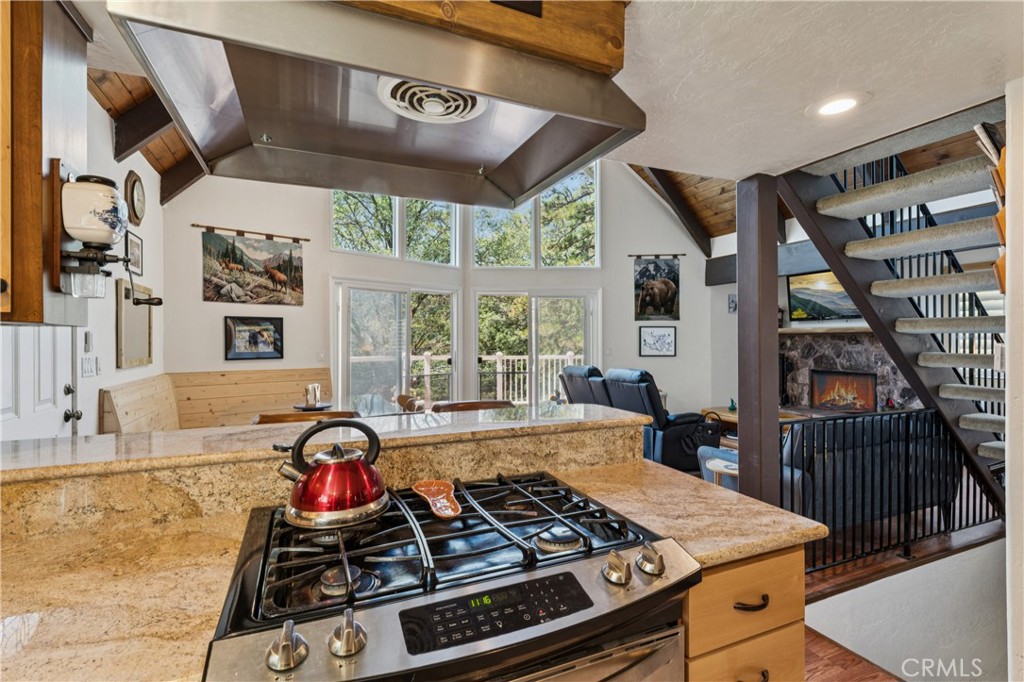 26355 Augusta Property Photo 14