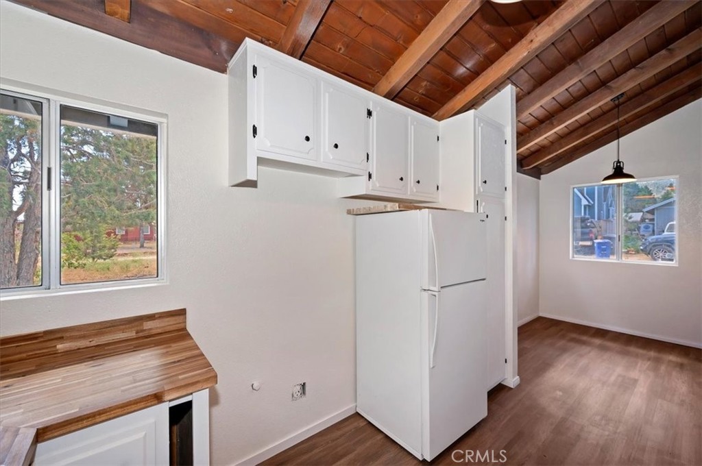 2165 3rd Property Photo 16