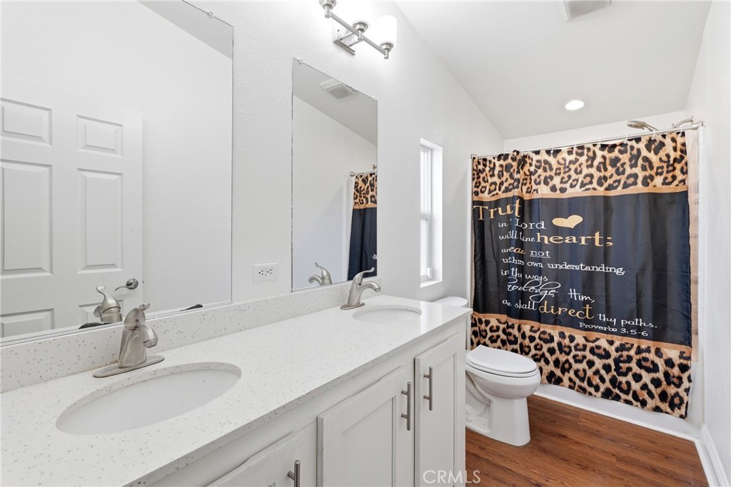 56570 Valley View Property Photo 10