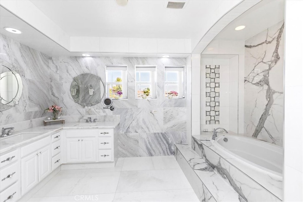 8851 Soothing Court Property Photo 45