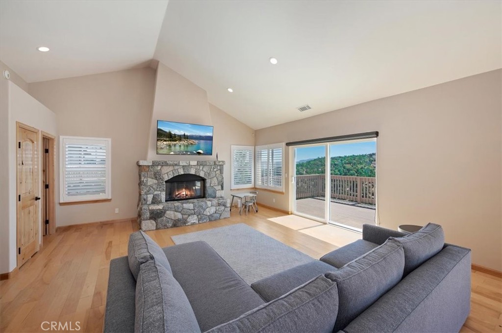 1015 Marin Property Photo 3