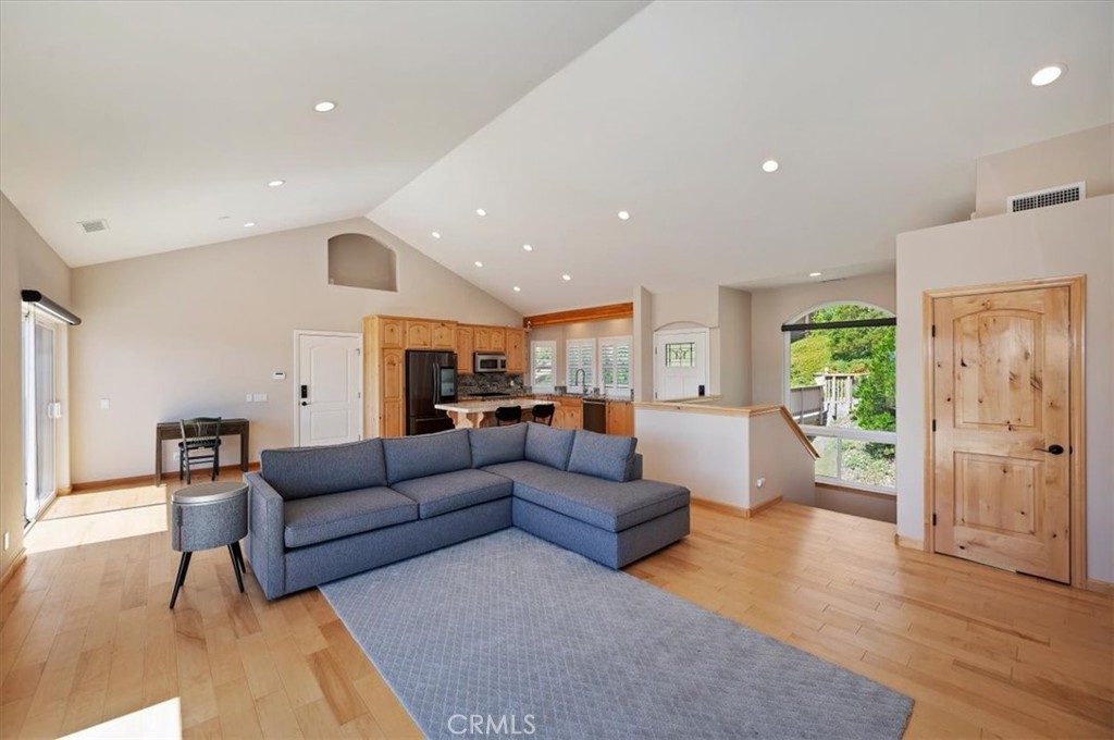 1015 Marin Property Photo 9