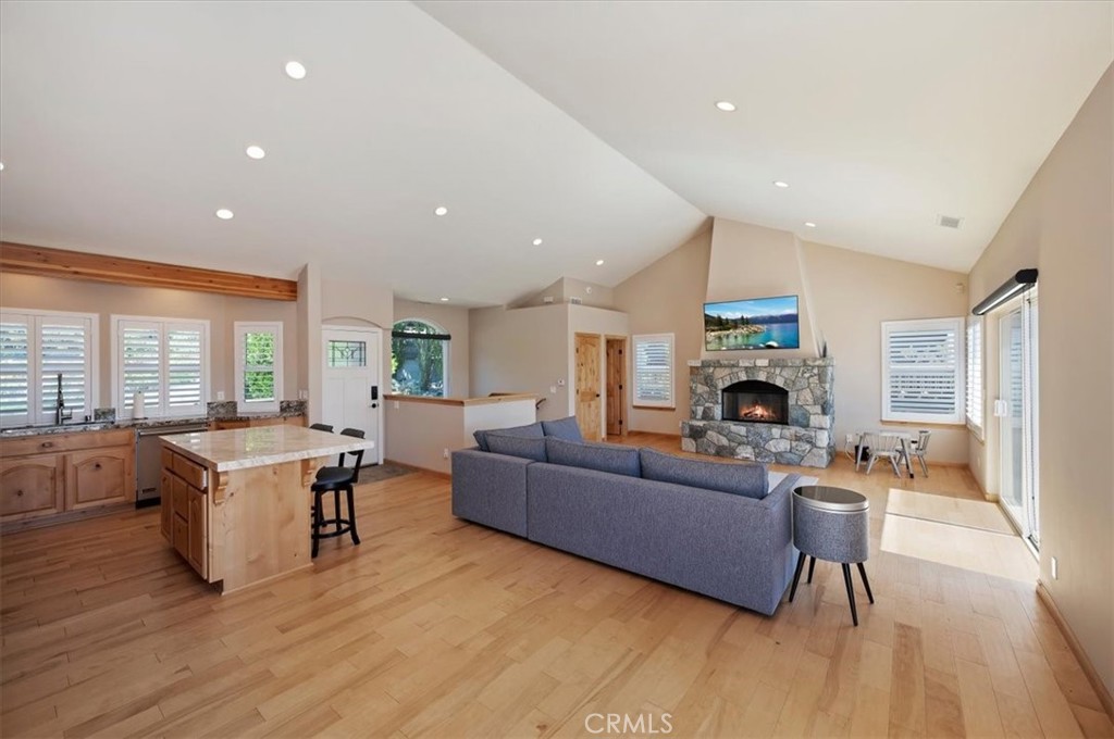 1015 Marin Property Photo 10