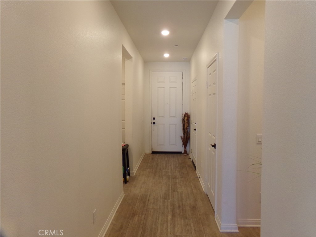 28434 Windy Terrace Property Photo 12