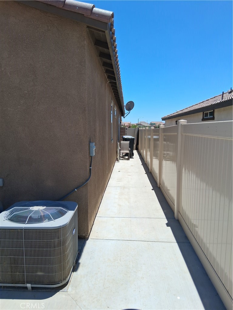 28434 Windy Terrace Property Photo 35