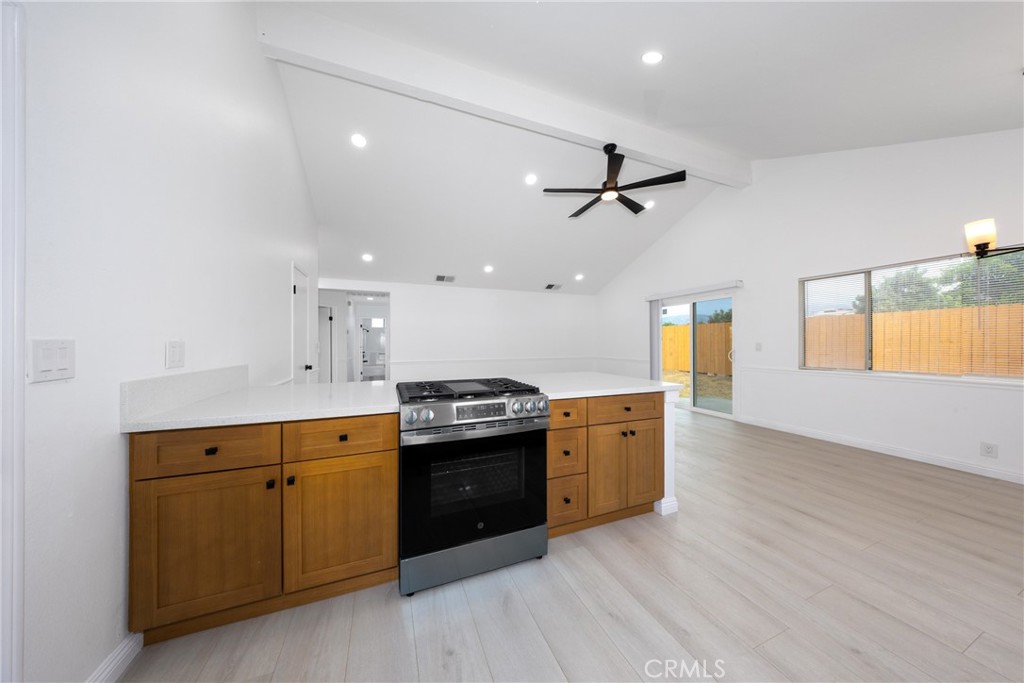 13707 4th Property Photo 14