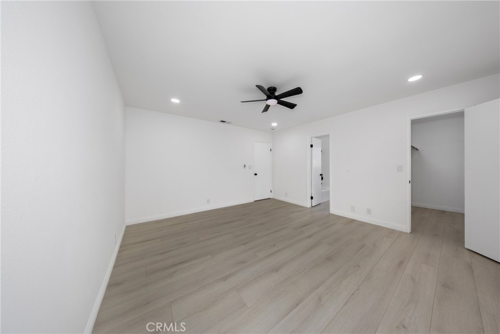 13707 4th Property Photo 16