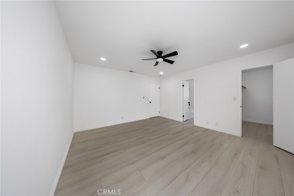 13707 4th Property Photo 16
