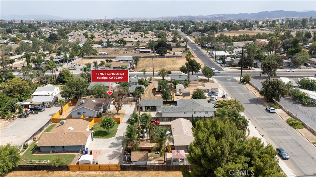 13707 4th Property Photo 32