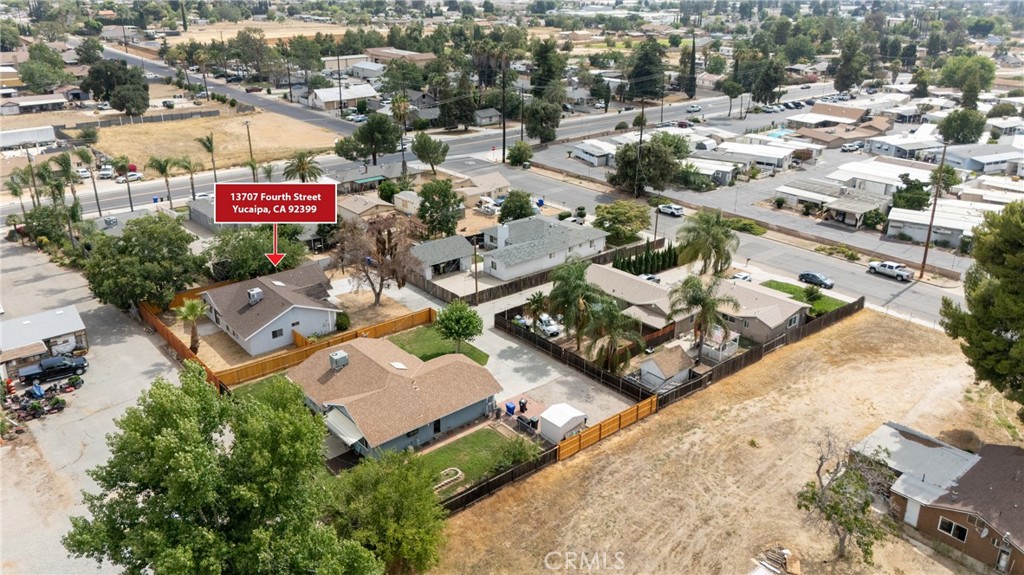 13707 4th Property Photo 33