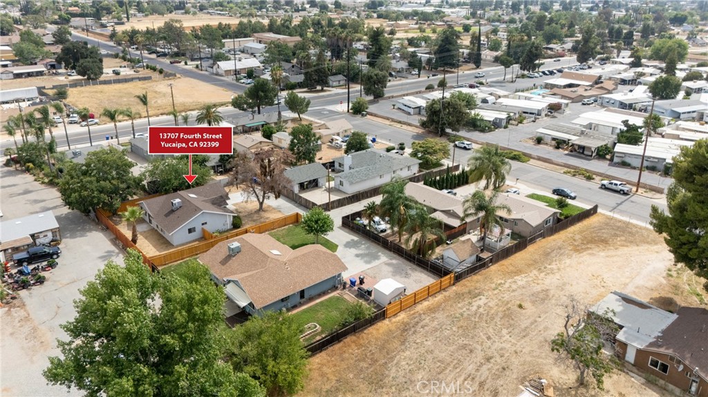 13707 4th Property Photo 33