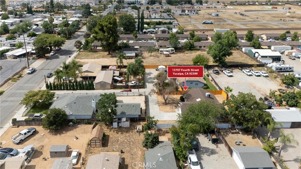 13707 4th Property Photo 35