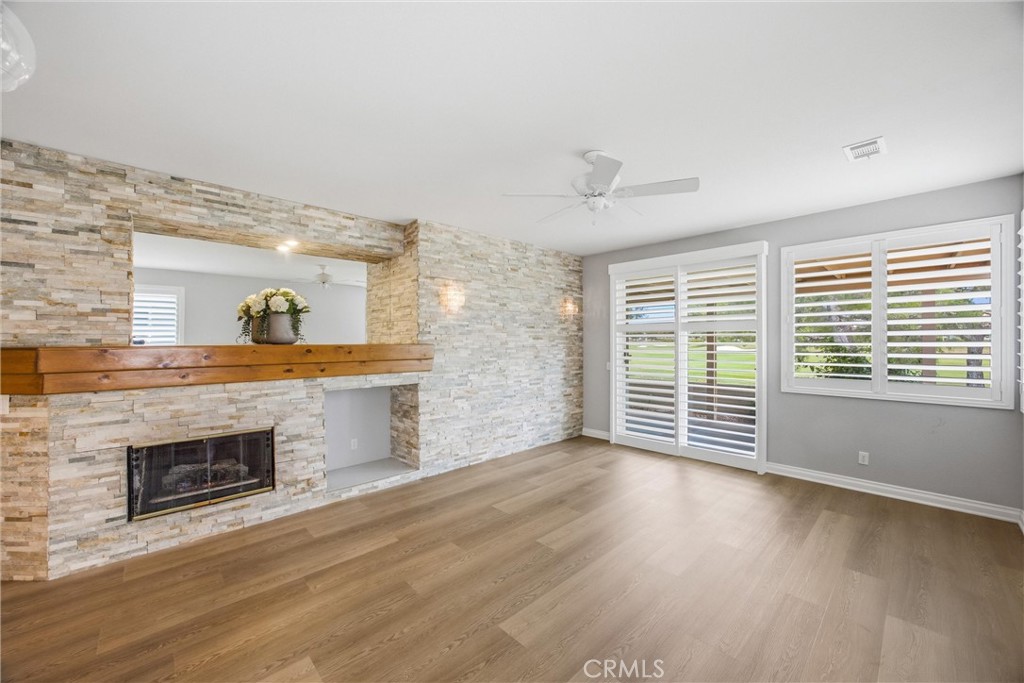 6099 Turnberry Property Photo 15