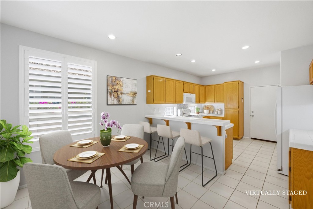 6099 Turnberry Property Photo 16