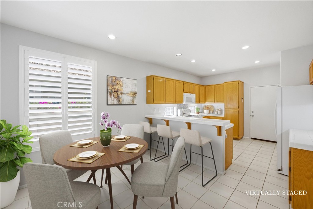 6099 Turnberry Property Photo 16