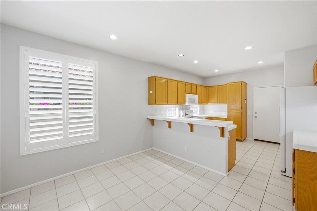 6099 Turnberry Property Photo 17
