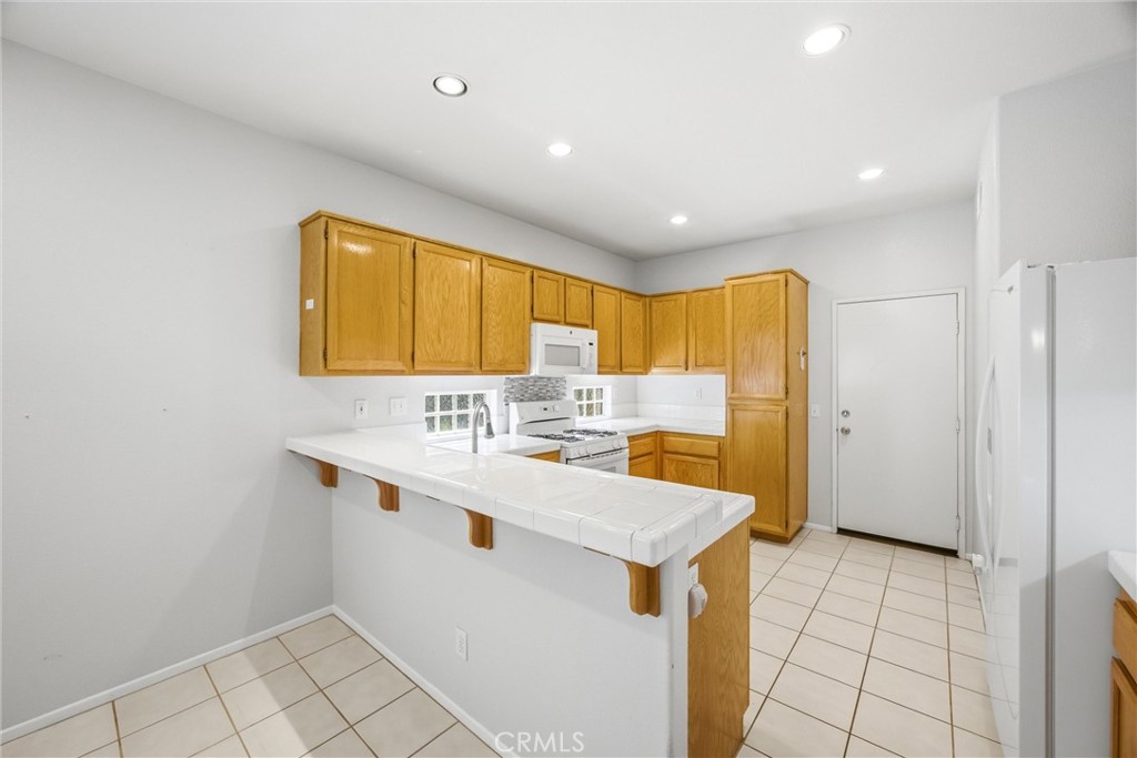 6099 Turnberry Property Photo 20