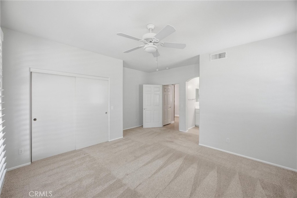 6099 Turnberry Property Photo 28