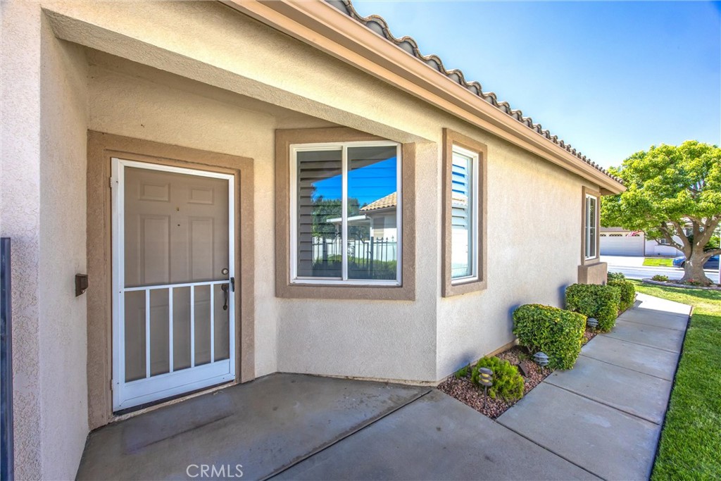 6099 Turnberry Property Photo 37