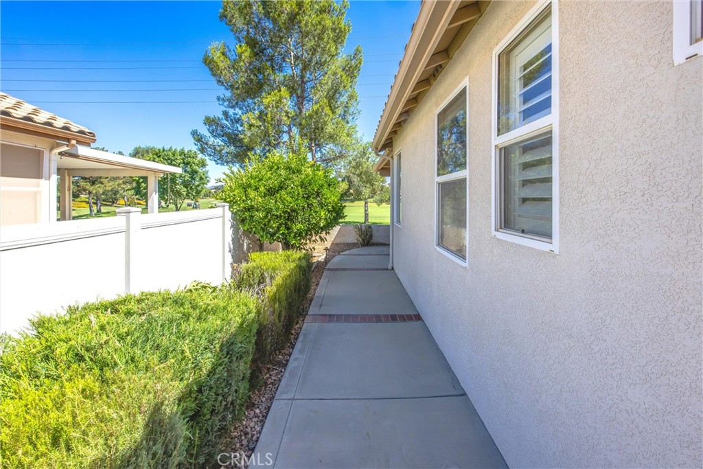 6099 Turnberry Property Photo 40