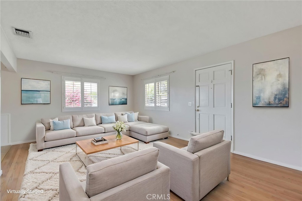 35005 San Carlos Property Photo 4