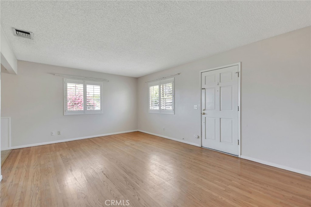 35005 San Carlos Property Photo 5