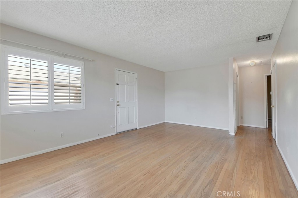 35005 San Carlos Property Photo 6