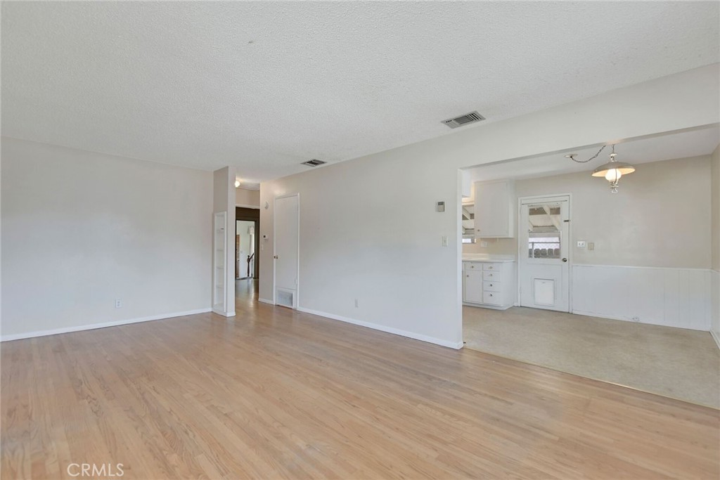 35005 San Carlos Property Photo 8