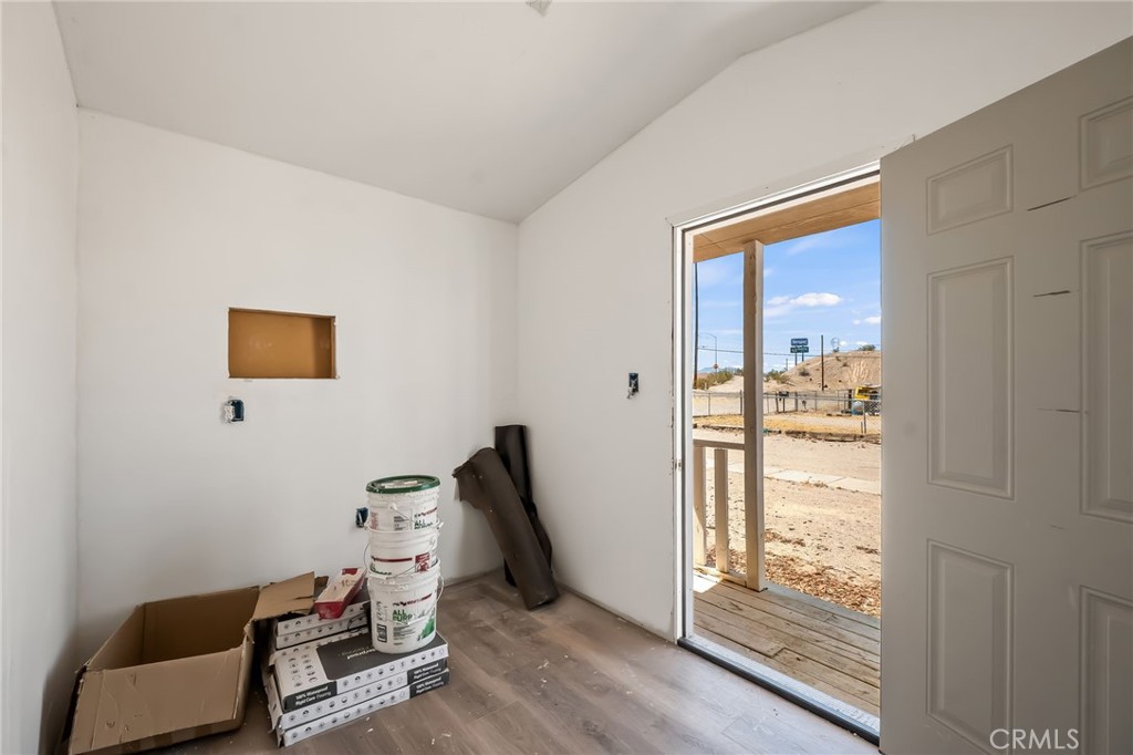 441 F Property Photo 17