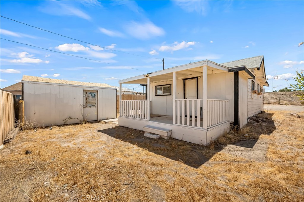 441 F Property Photo 23