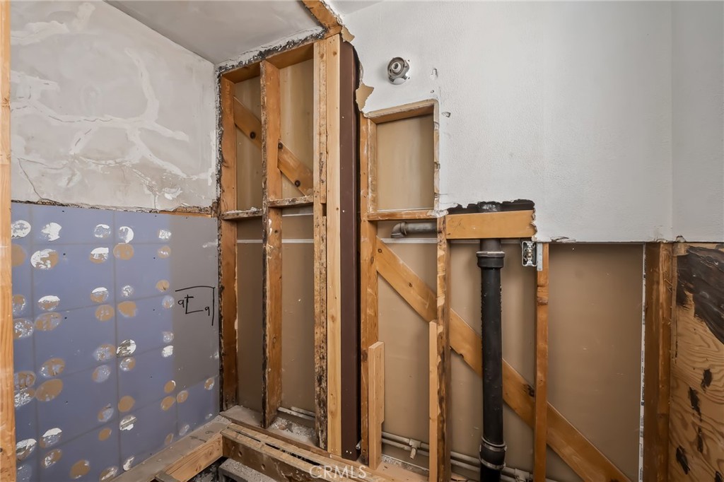 441 F Property Photo 36