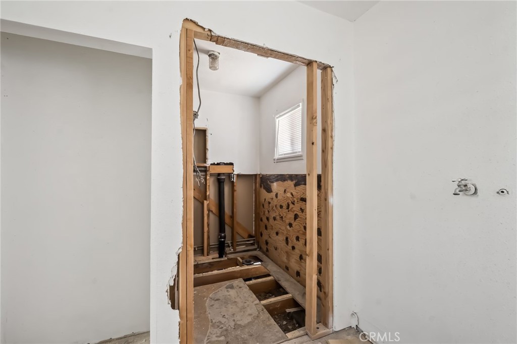 441 F Property Photo 37