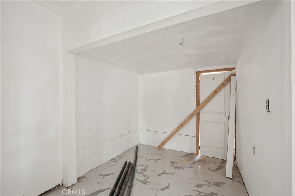 441 F Property Photo 40