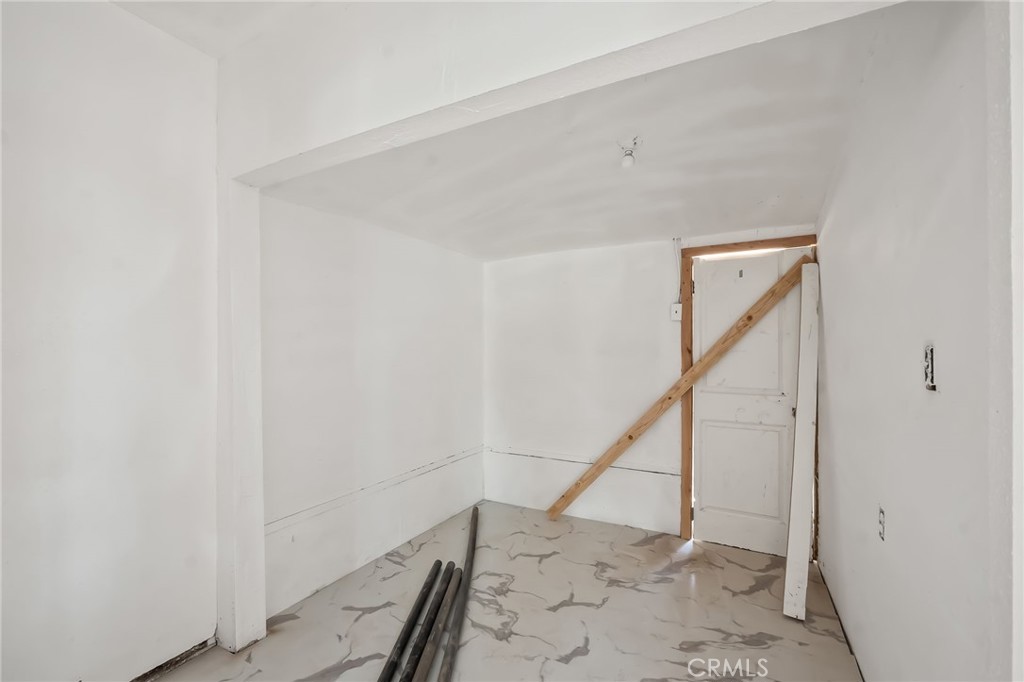 441 F Property Photo 40
