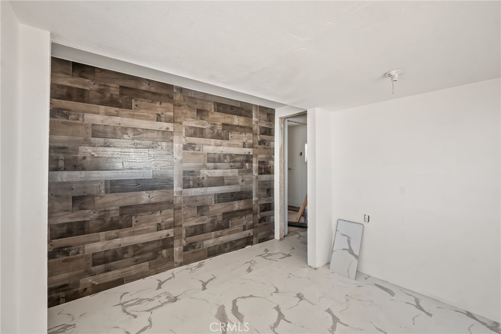 441 F Property Photo 45
