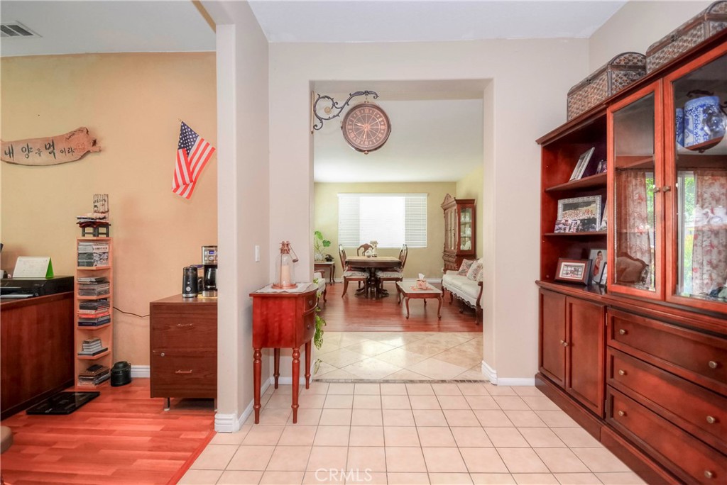 32 Via De La Valle Property Photo 8